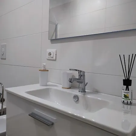 Apartman Gdb House
