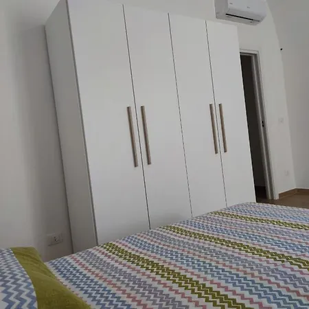 Gdb House Apartman *
